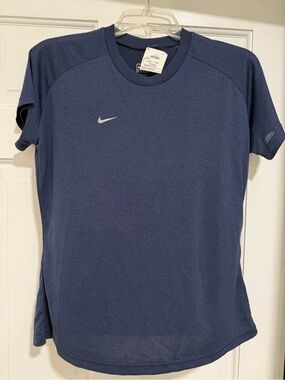Nike Men's Dark Blue Performance Crew Neck Short Sleeve Tee